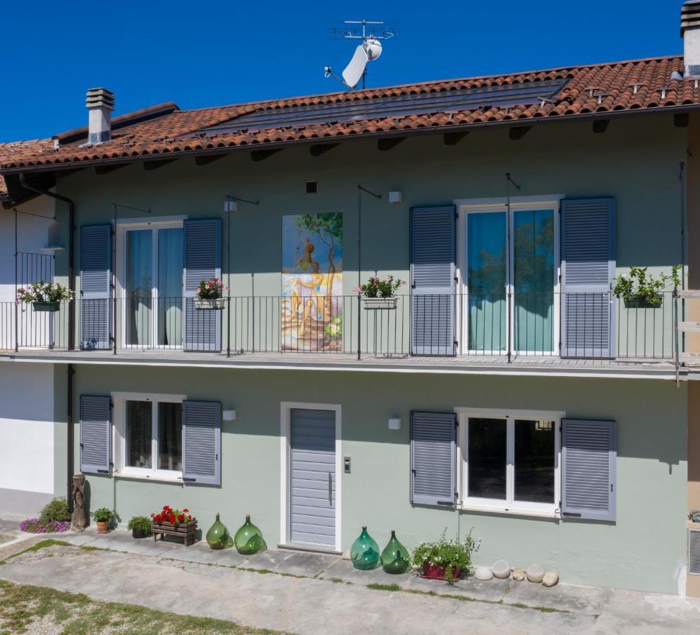 Moncrivel Rooms & Relax Benevello Exterior photo