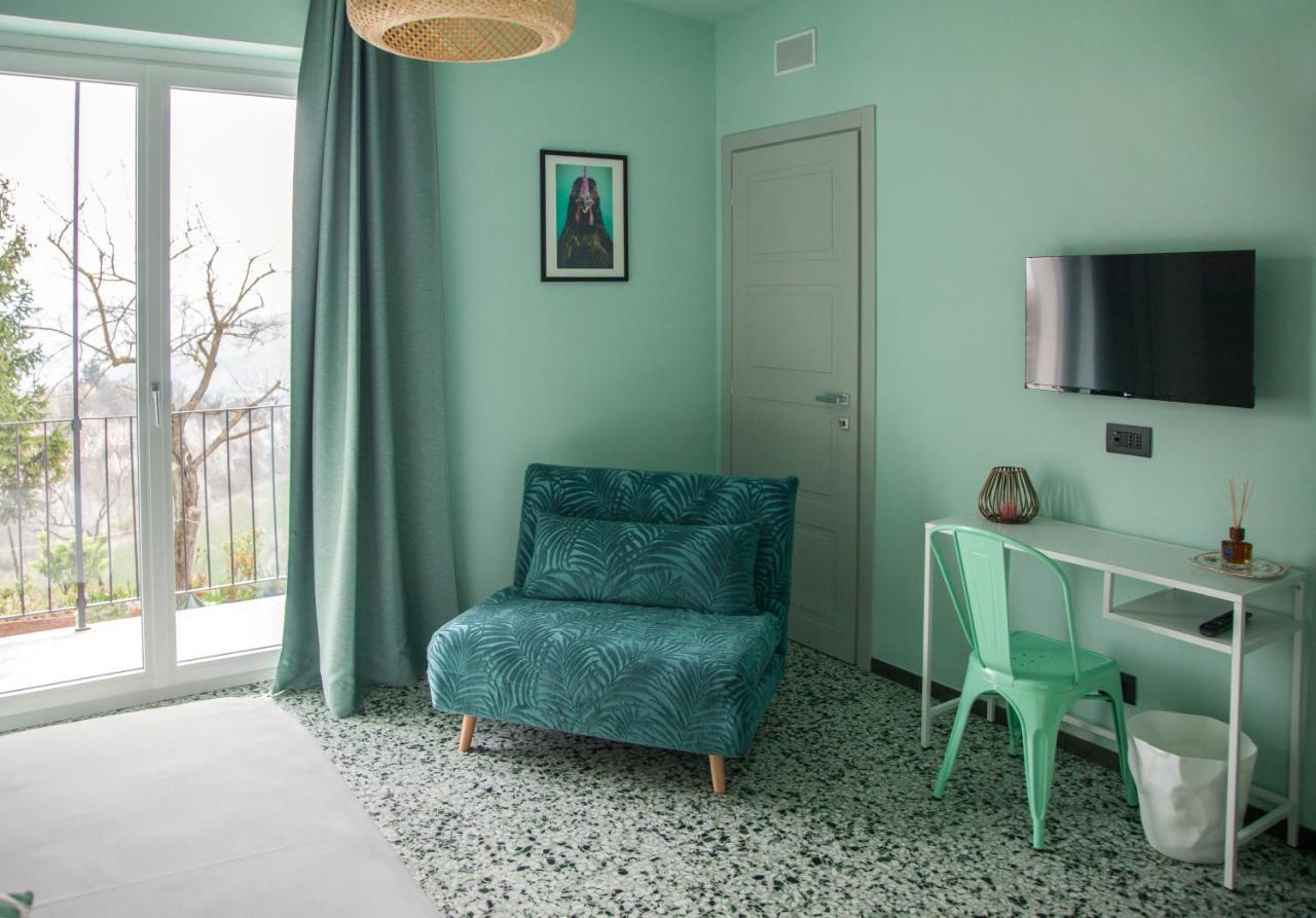 Moncrivel Rooms & Relax Benevello Exterior photo